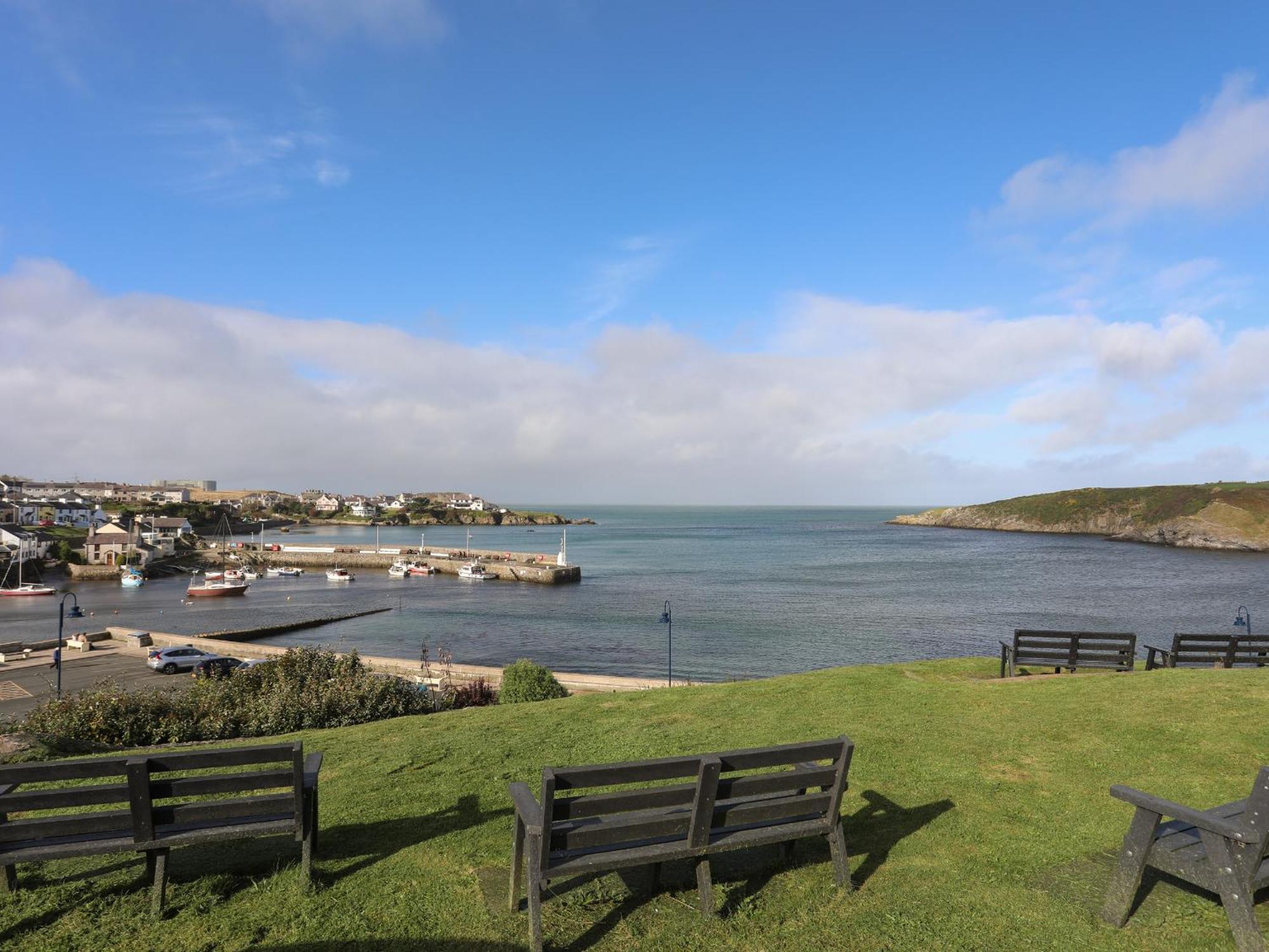 The Studio The Old Post Office Cemaes Bay Bagian luar foto